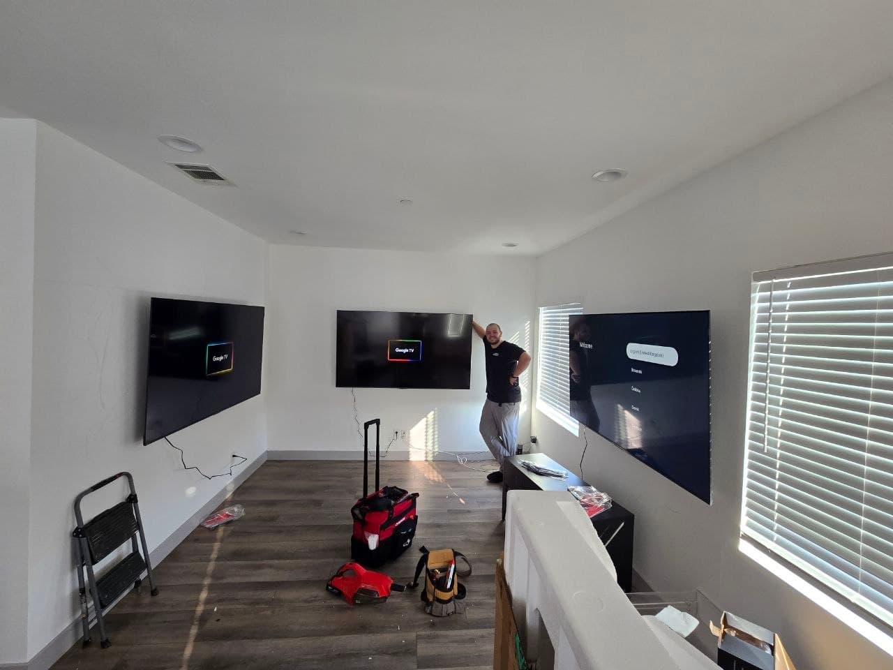 Wall-mounted TV with a clean entertainment setup